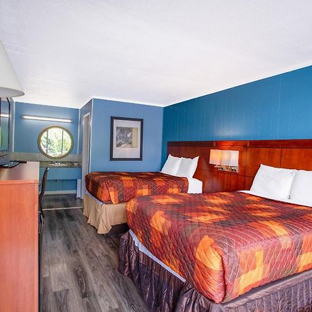Oyo Inn Кернерсвилл Экстерьер фото