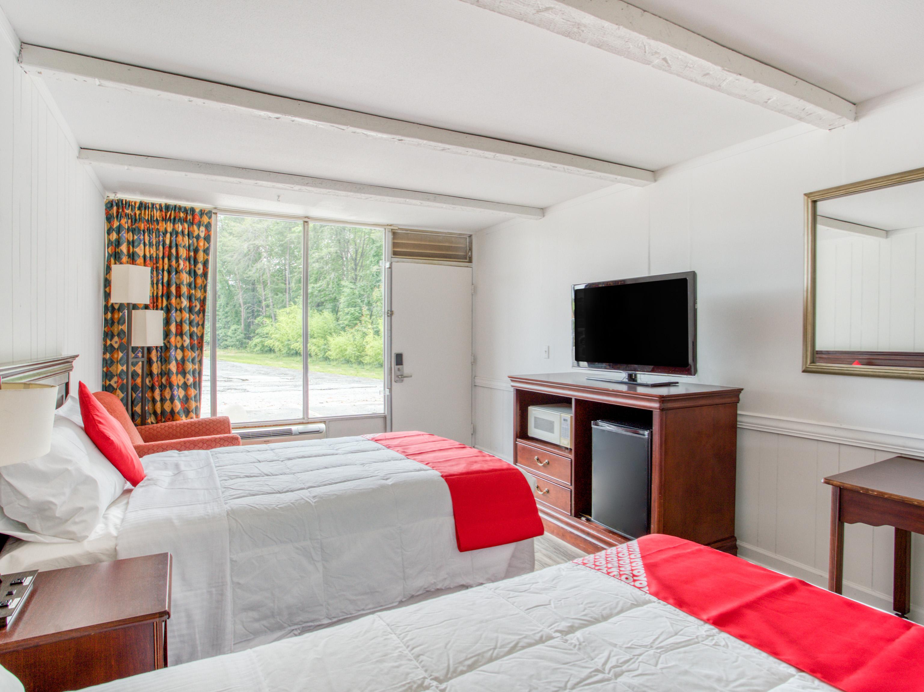 Oyo Inn Кернерсвилл Экстерьер фото