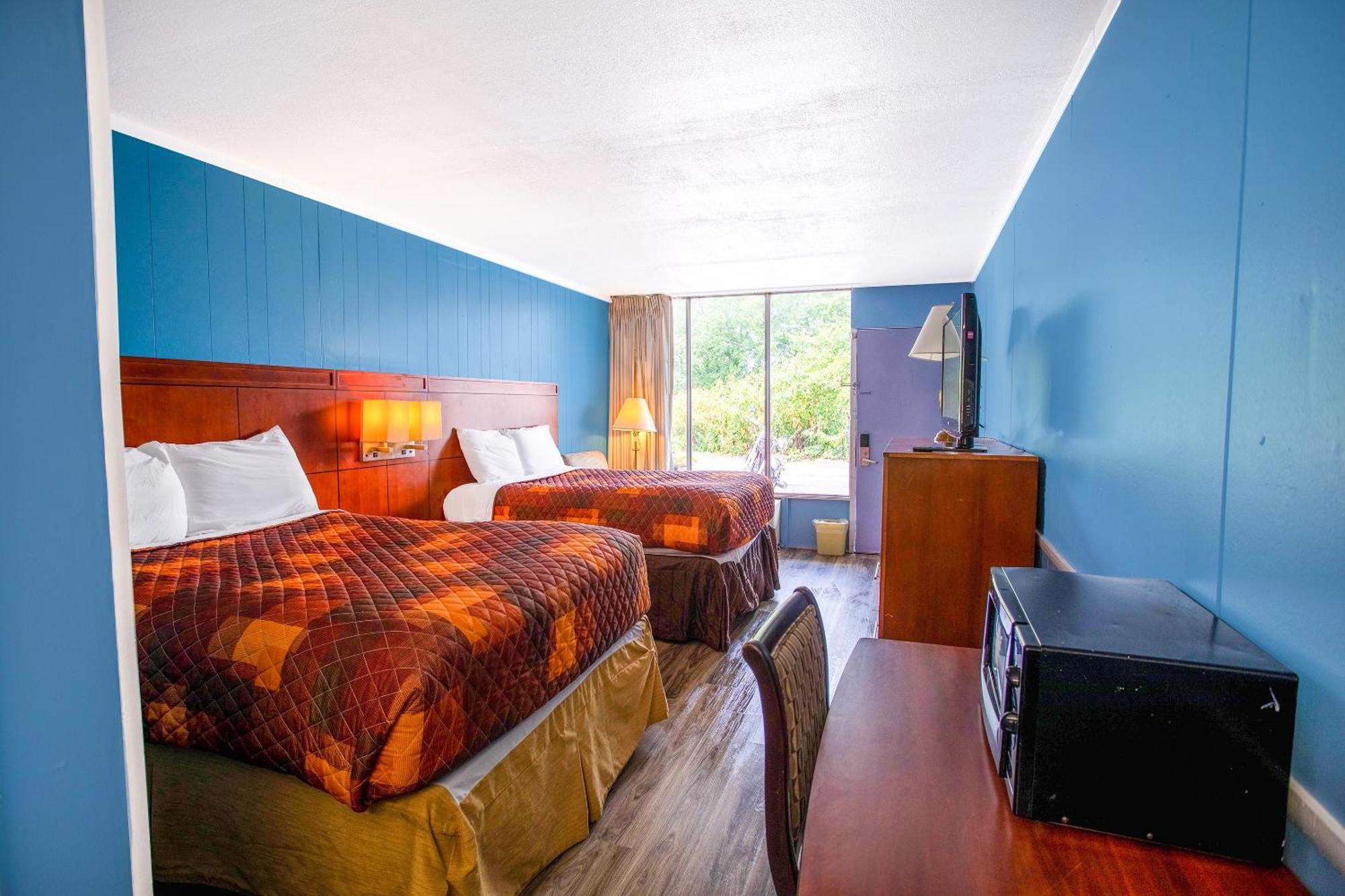 Oyo Inn Кернерсвилл Экстерьер фото