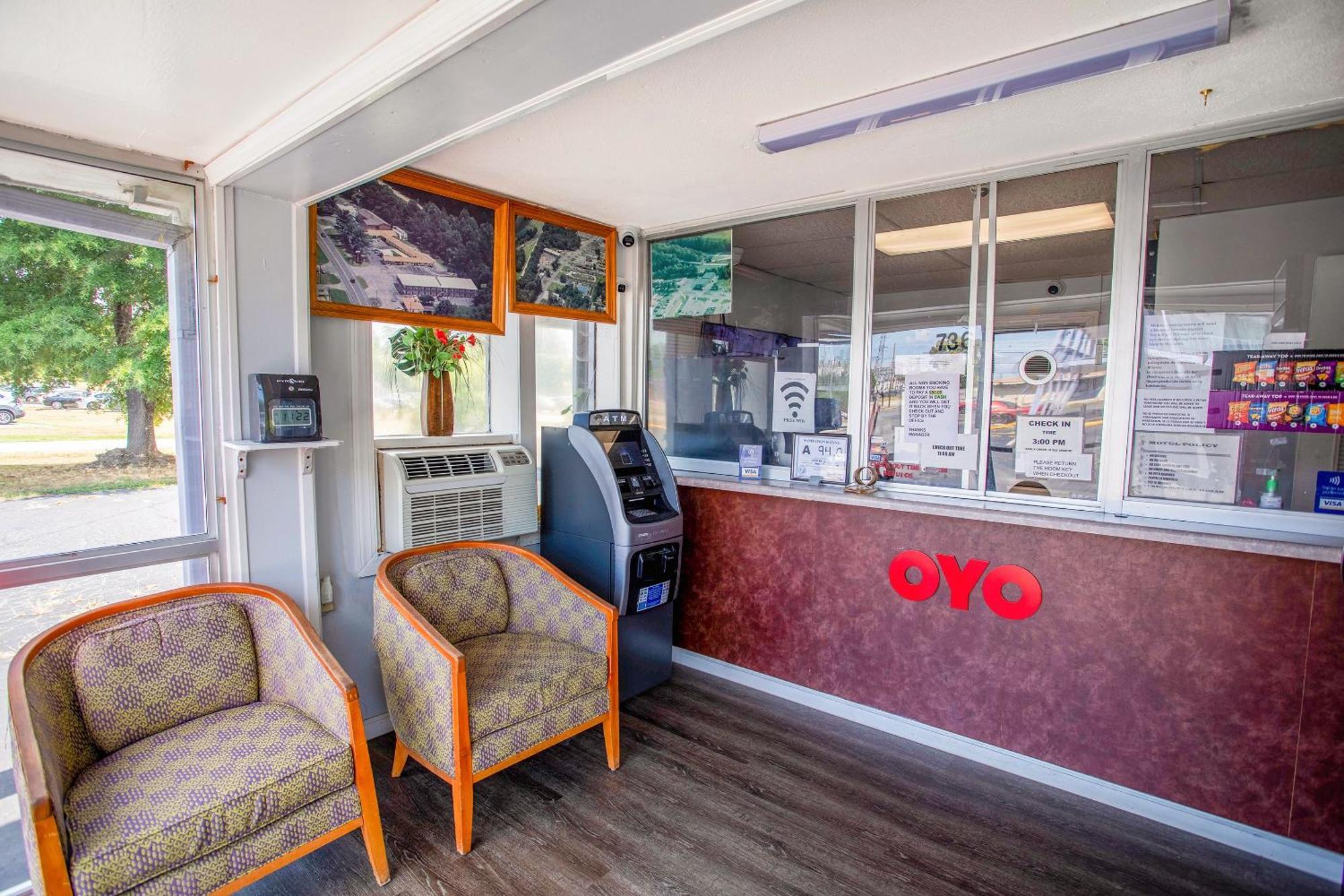 Oyo Inn Кернерсвилл Экстерьер фото
