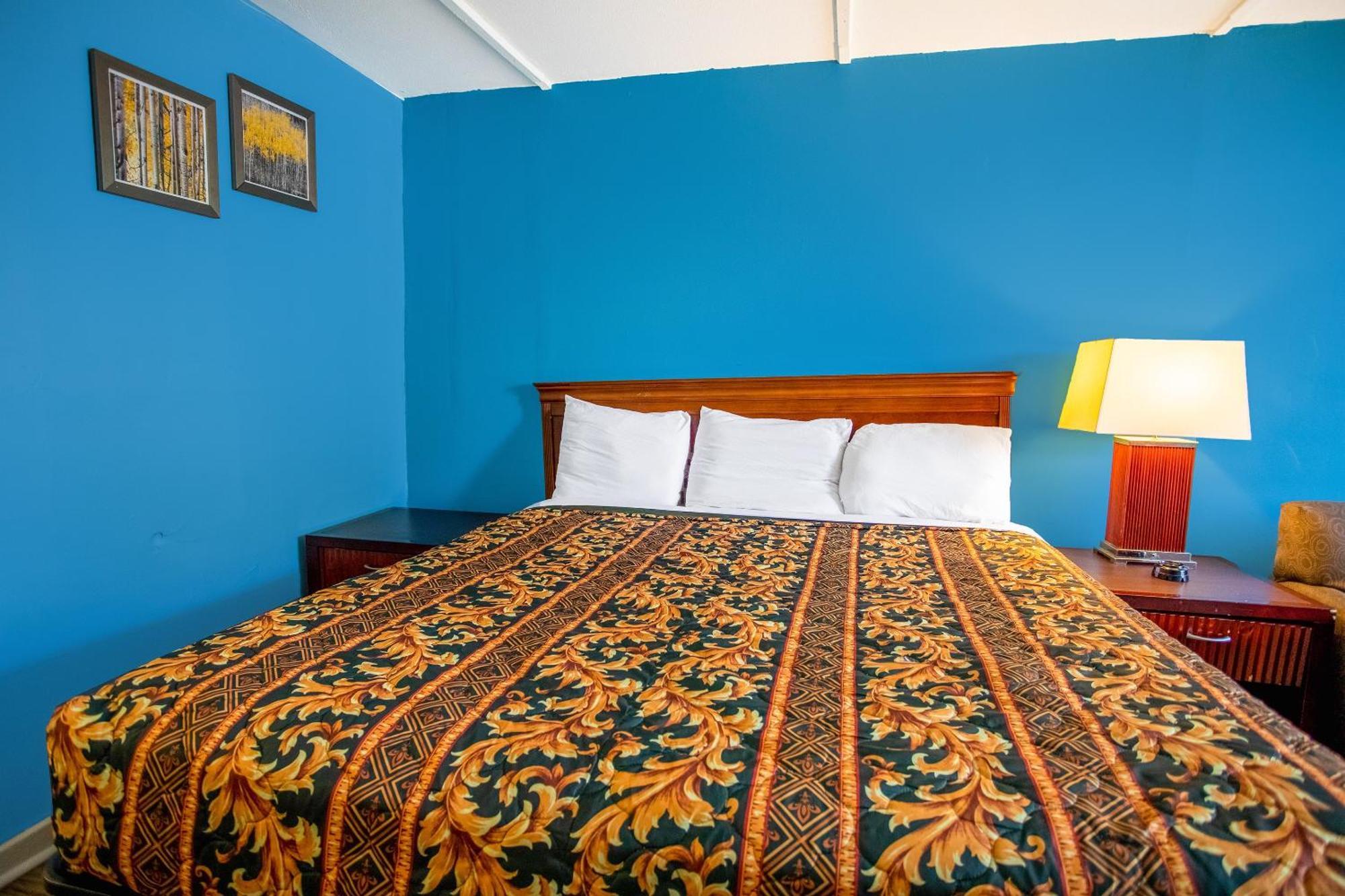 Oyo Inn Кернерсвилл Экстерьер фото